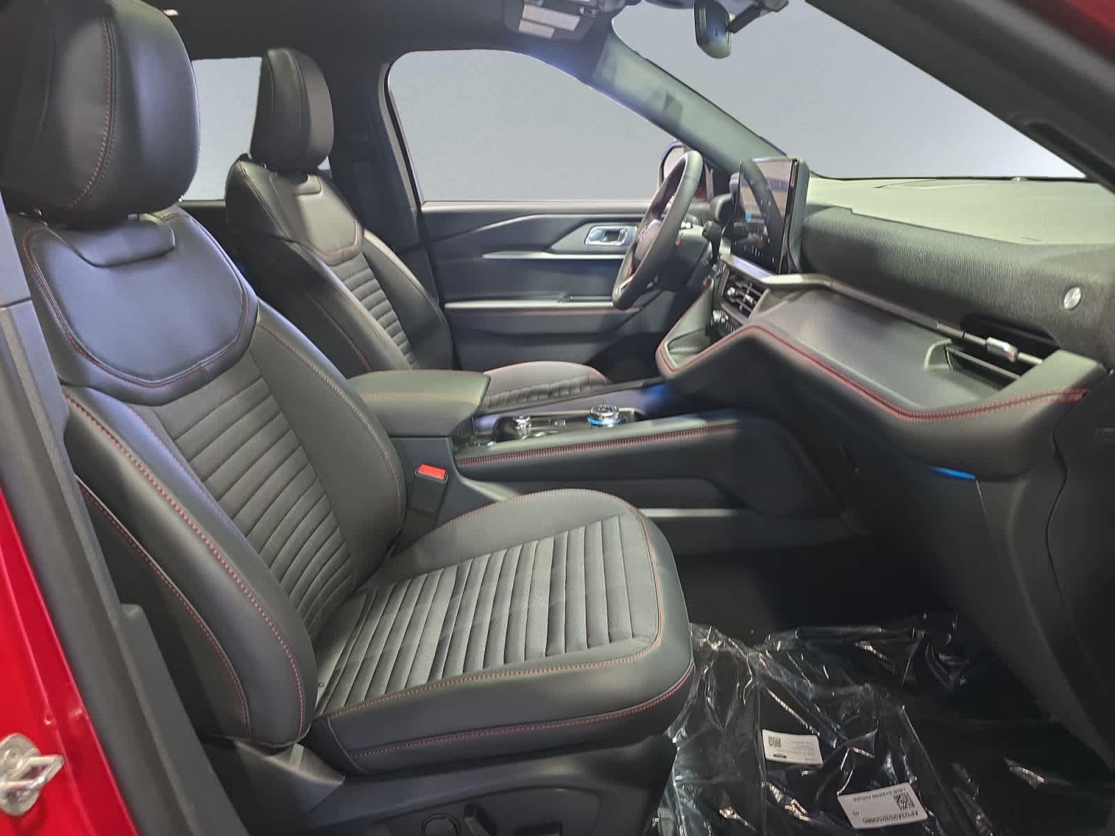 2026 Ford Explorer ST-Line - Photo 19