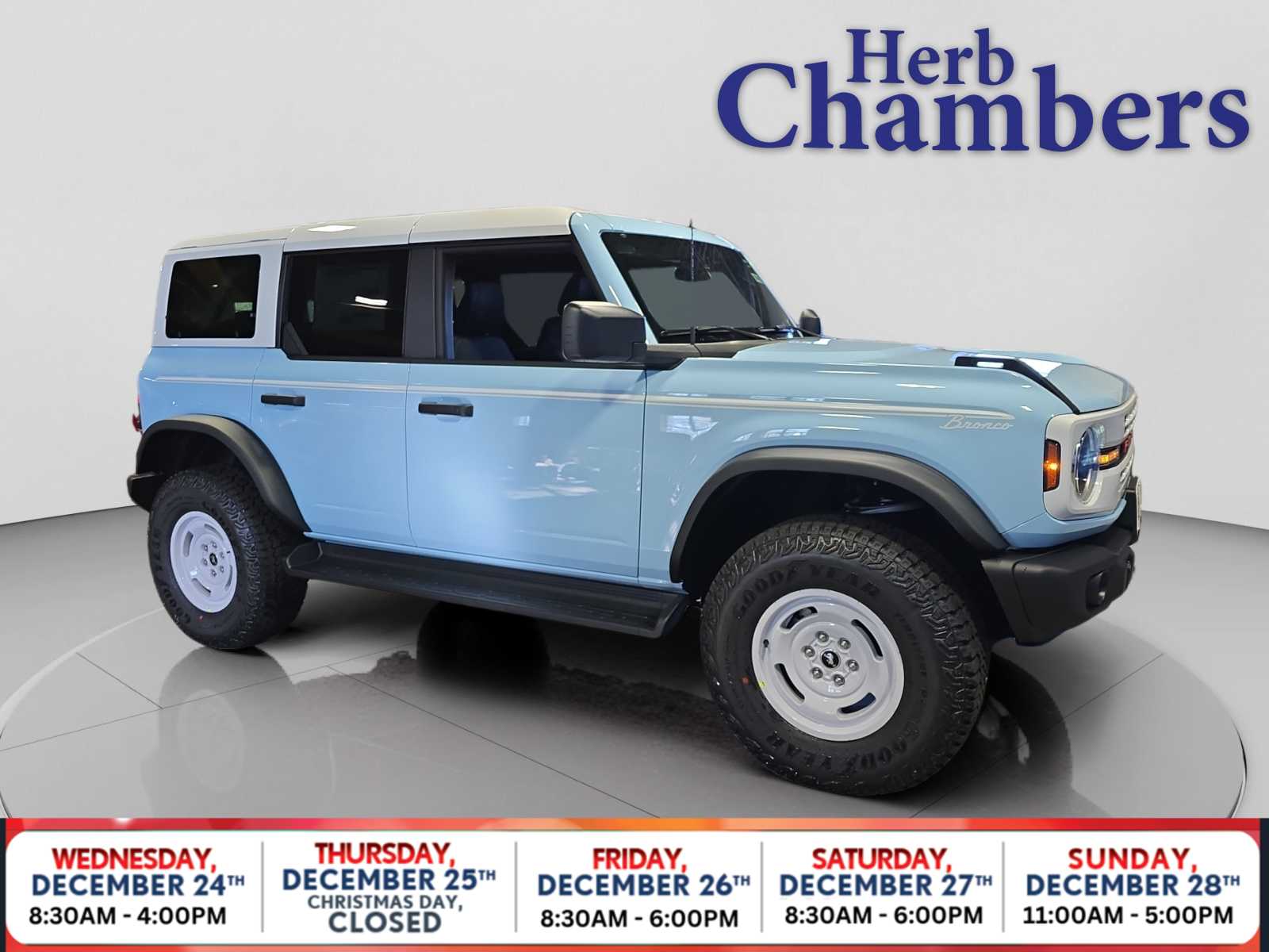 2025 Ford Bronco 4-Door Heritage Editon's photo