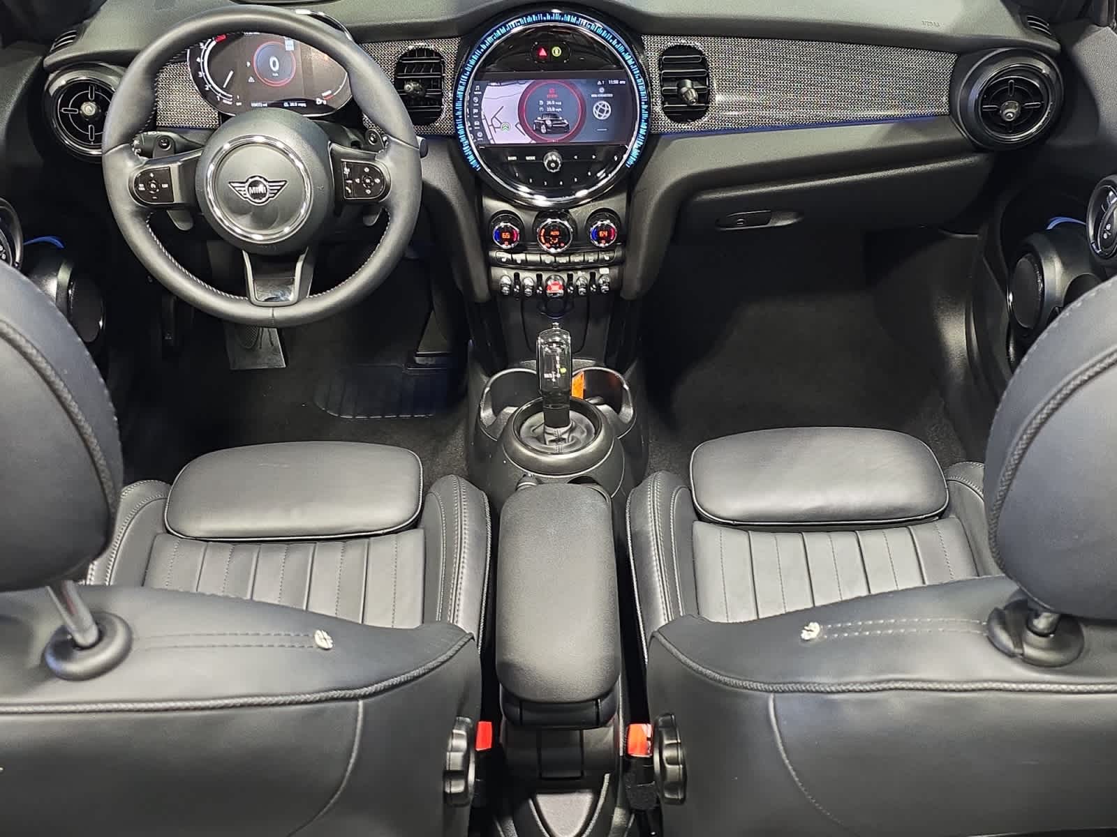2024 Mini Cooper Convertible S photo 3