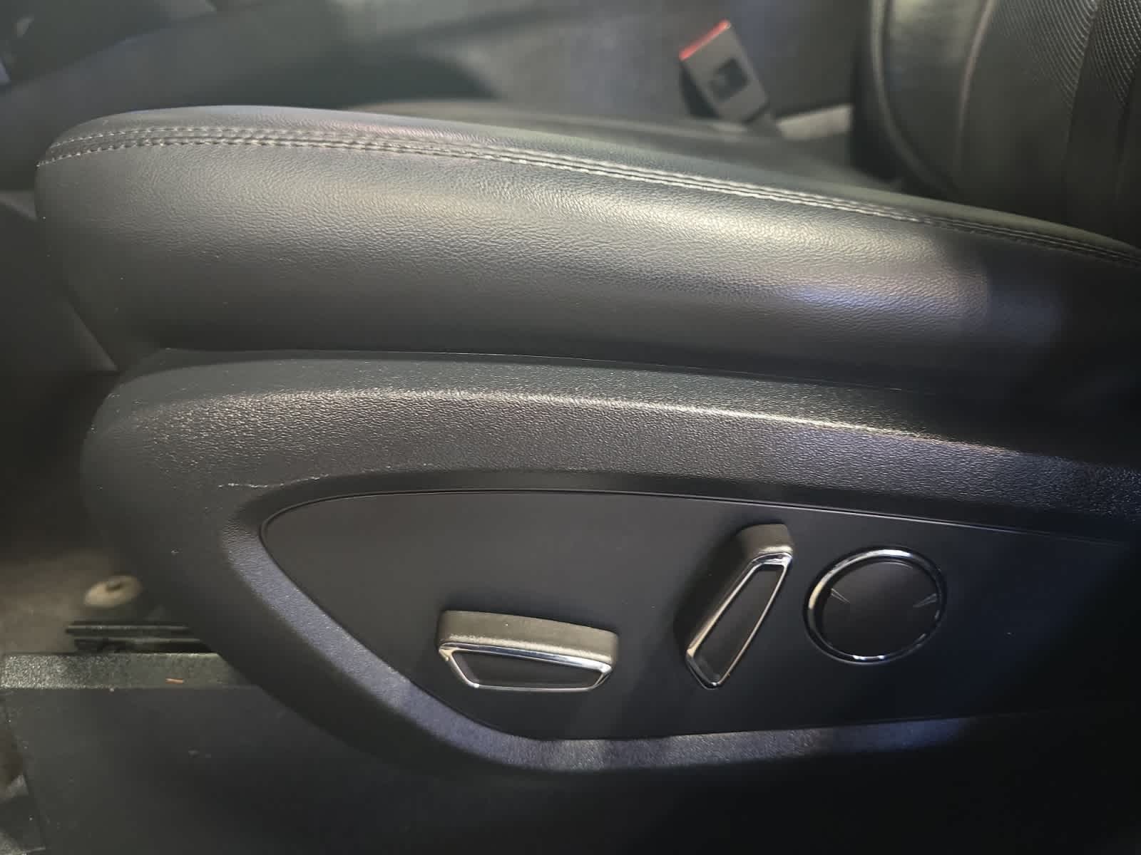used 2020 Lincoln Nautilus car, priced at $23,482