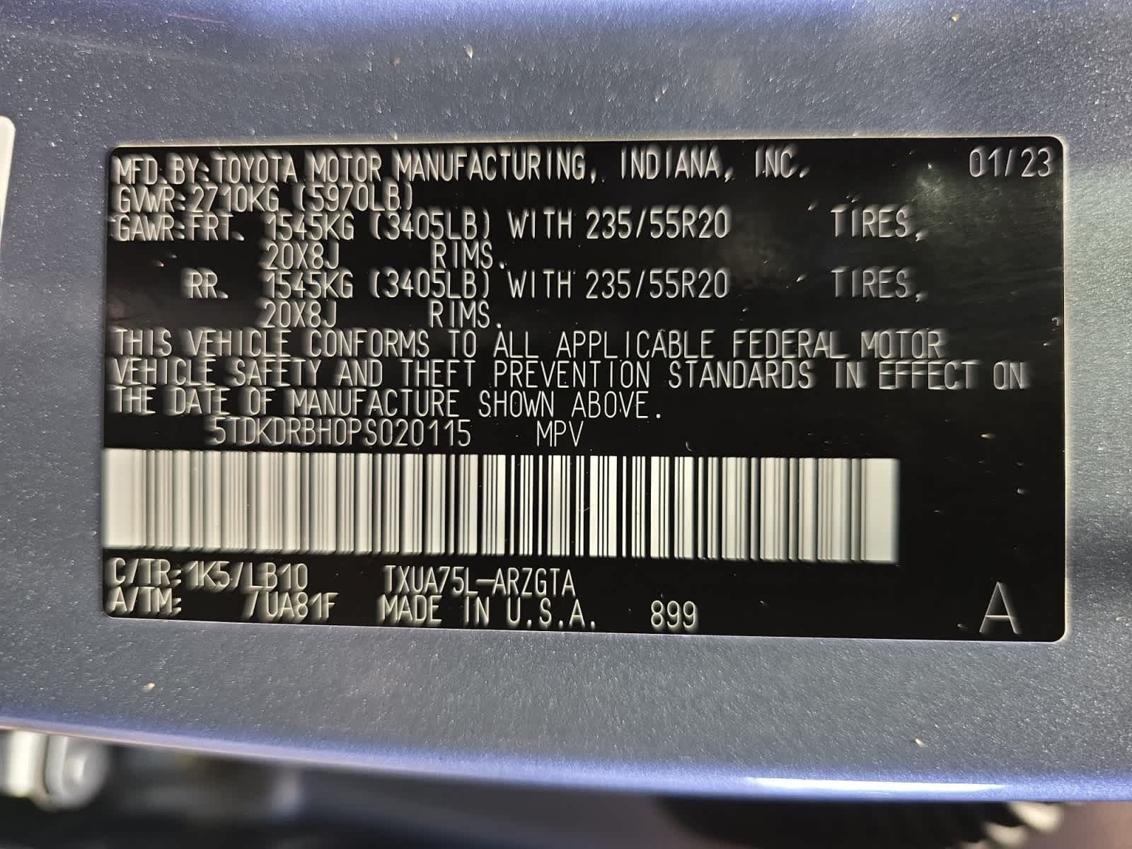 used 2023 Toyota Highlander car, priced at $37,987