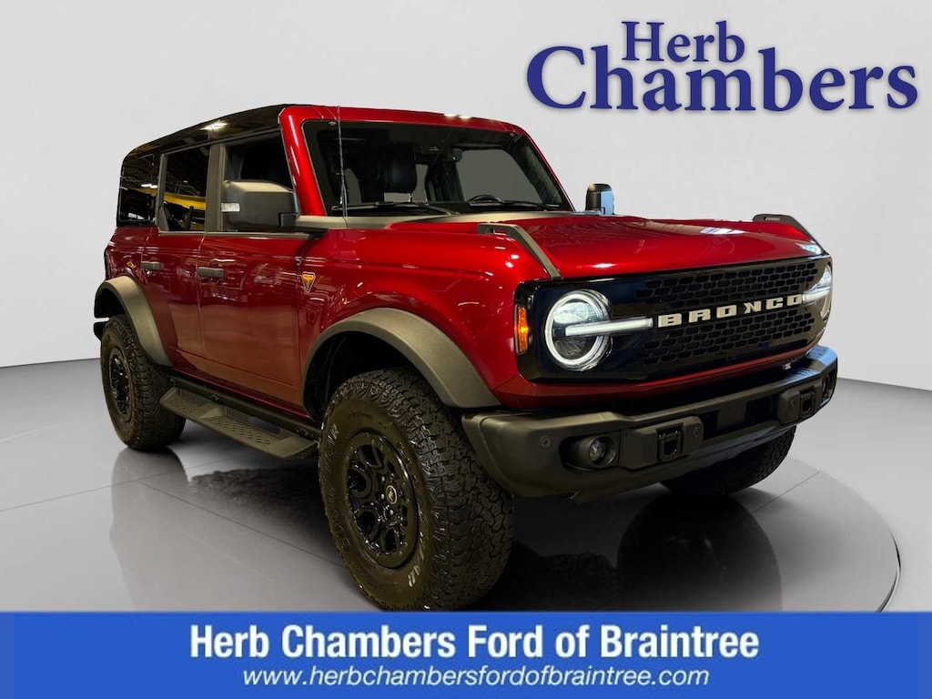 Used 2025 Ford Bronco Badlands SUV