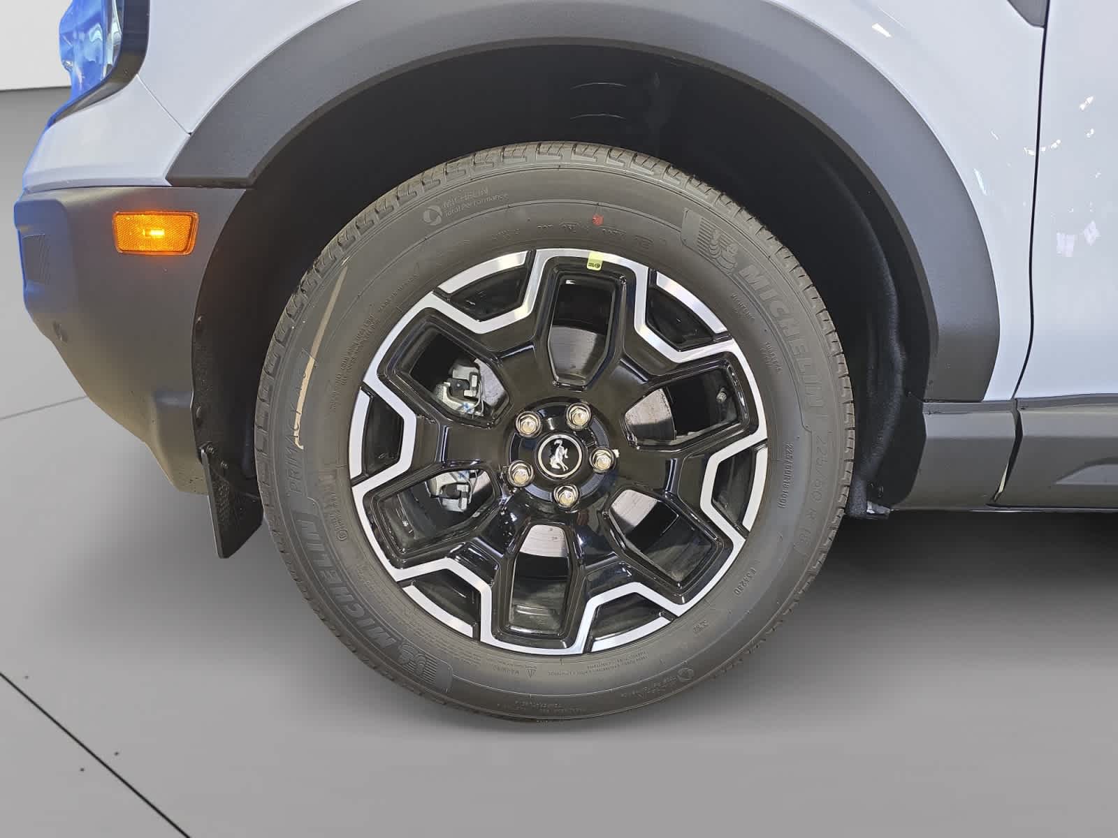 new 2025 Ford Bronco Sport car, priced at $39,095