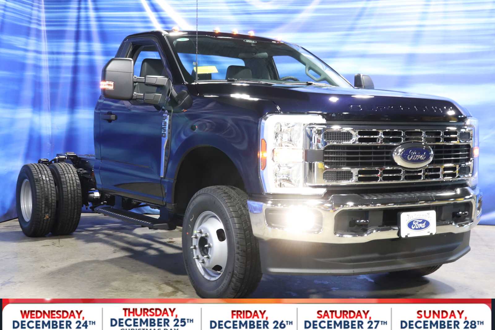 2024 Ford F-350 Super Duty Chassis Cab XL's photo