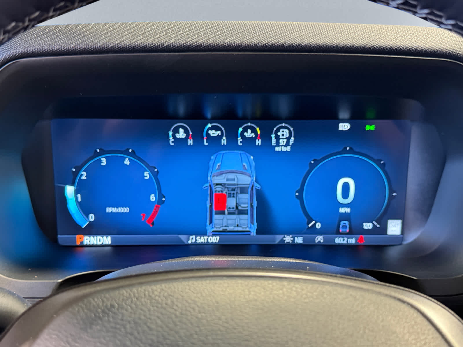 2025 Ford F-150 XLT photo 4