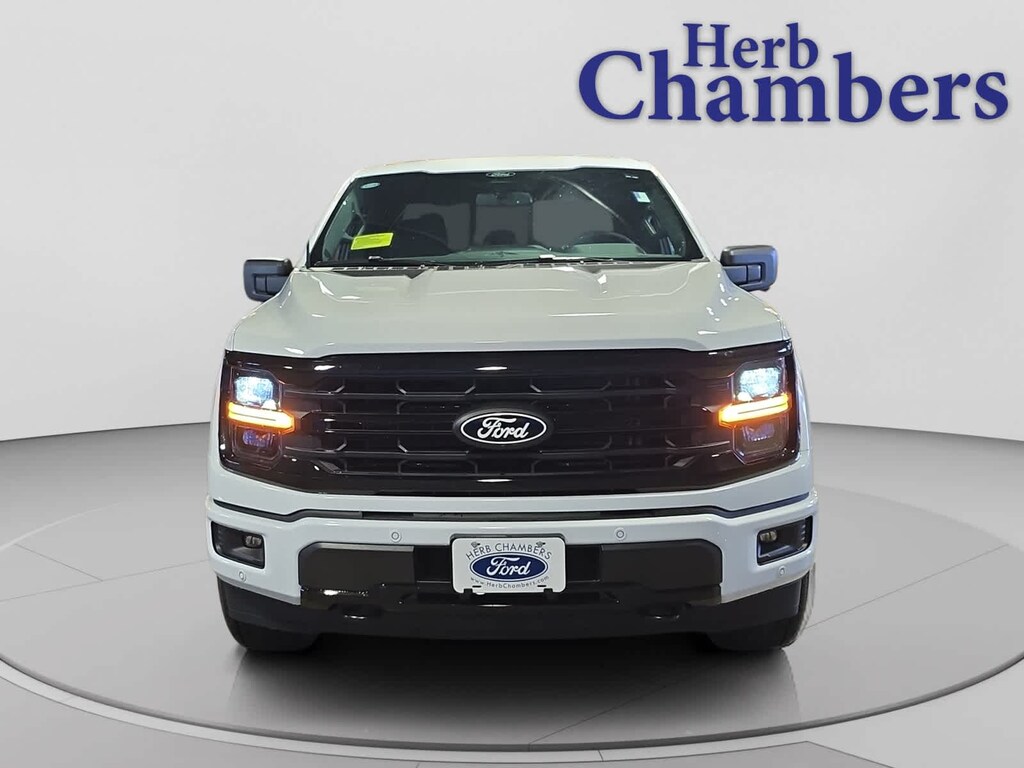 New 2026 Ford F-150 XLT 4WD Supercrew 5.5 Box Truck