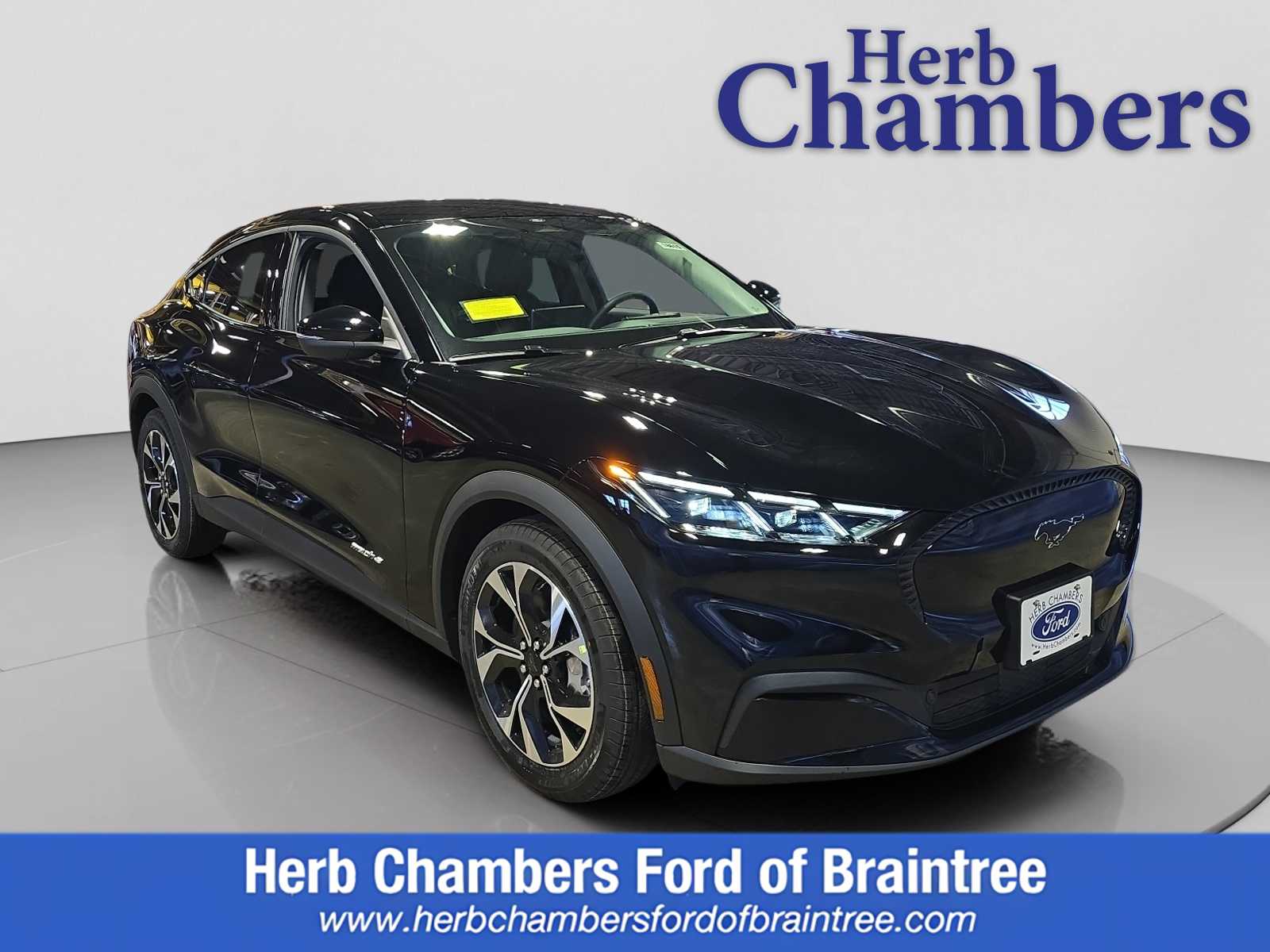 2026 Ford Mustang-Mach-e Select's photo