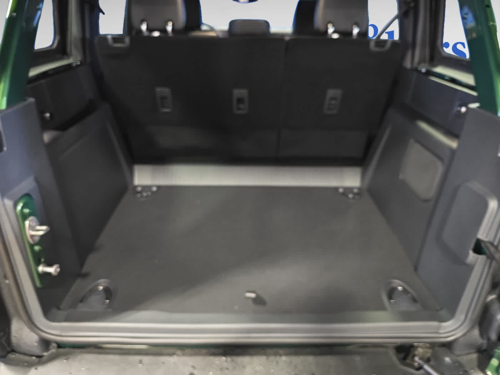 2025 Ford Bronco Outer Banks photo 4