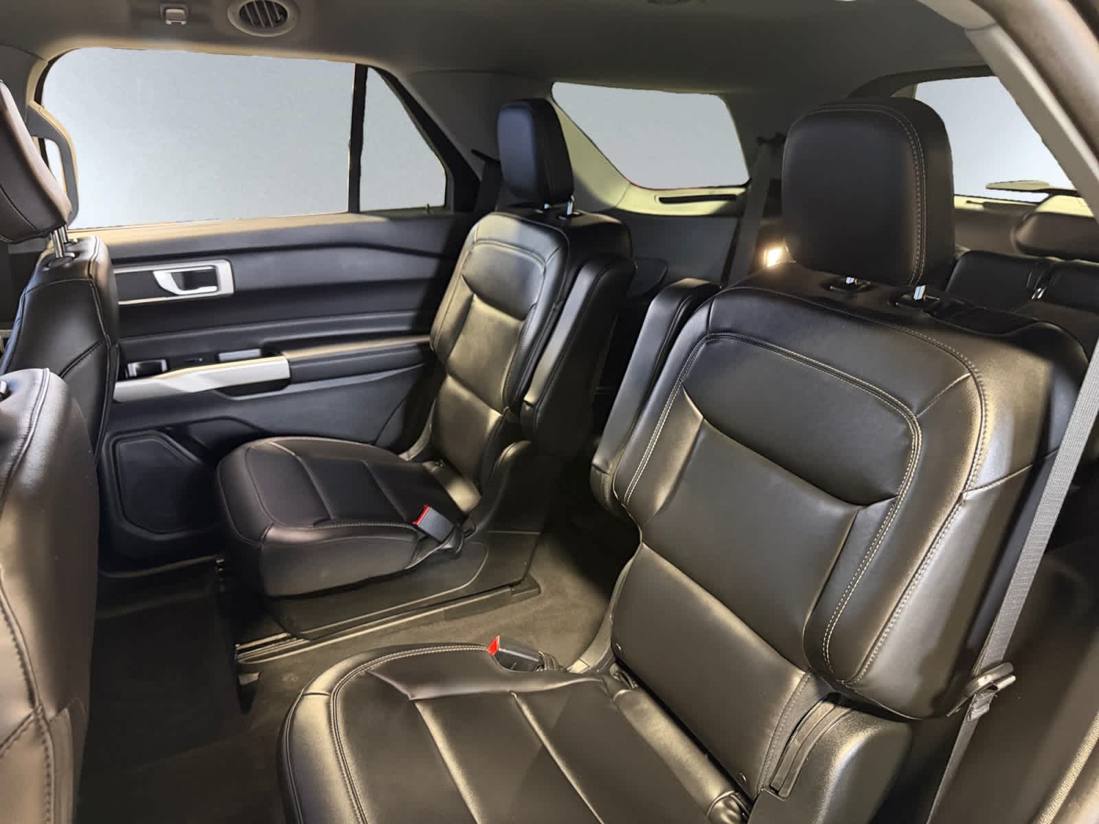 used 2022 Ford Explorer car, priced at $32,348