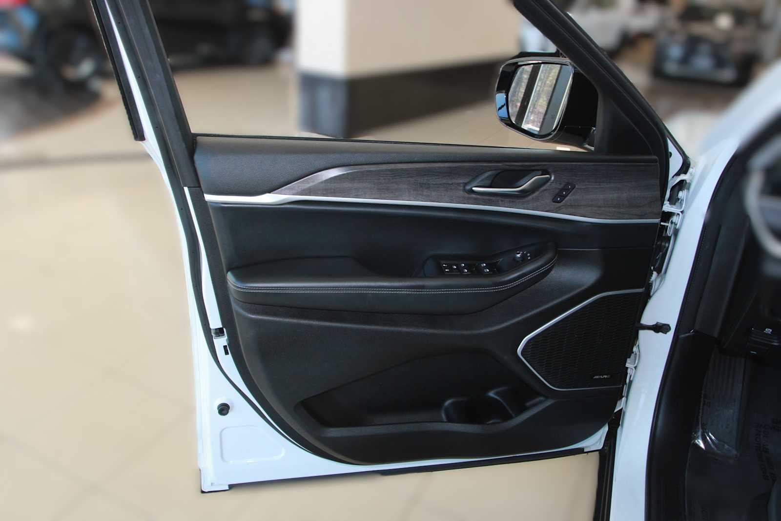 used 2021 Jeep Grand Cherokee L car, priced at $25,361
