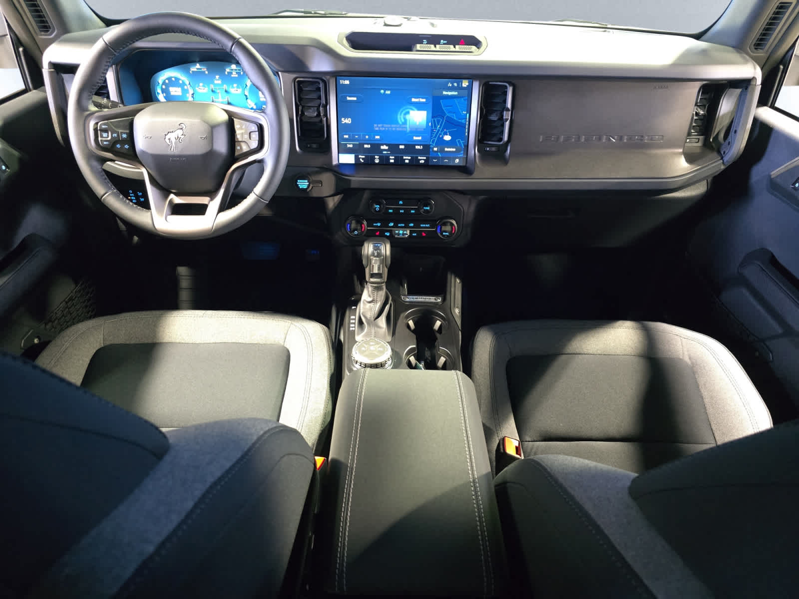 2025 Ford Bronco Big Bend photo 2