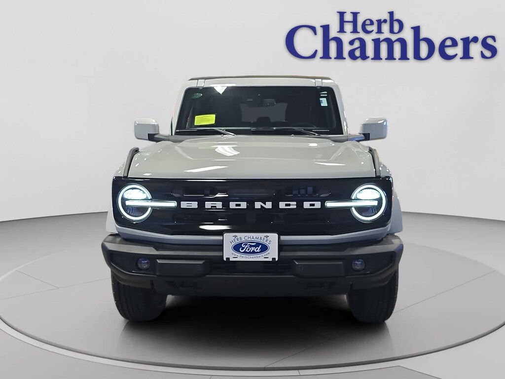 New 2026 Ford Bronco Outer Banks SUV