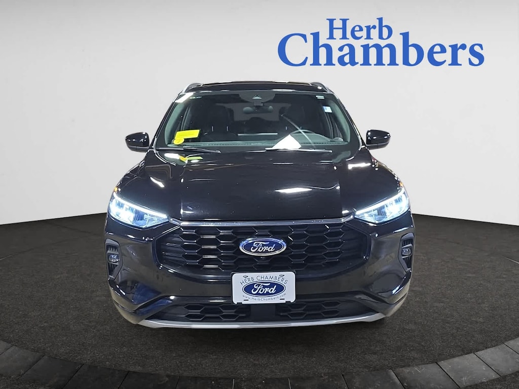 Used 2023 Ford Escape ST-Line Select SUV