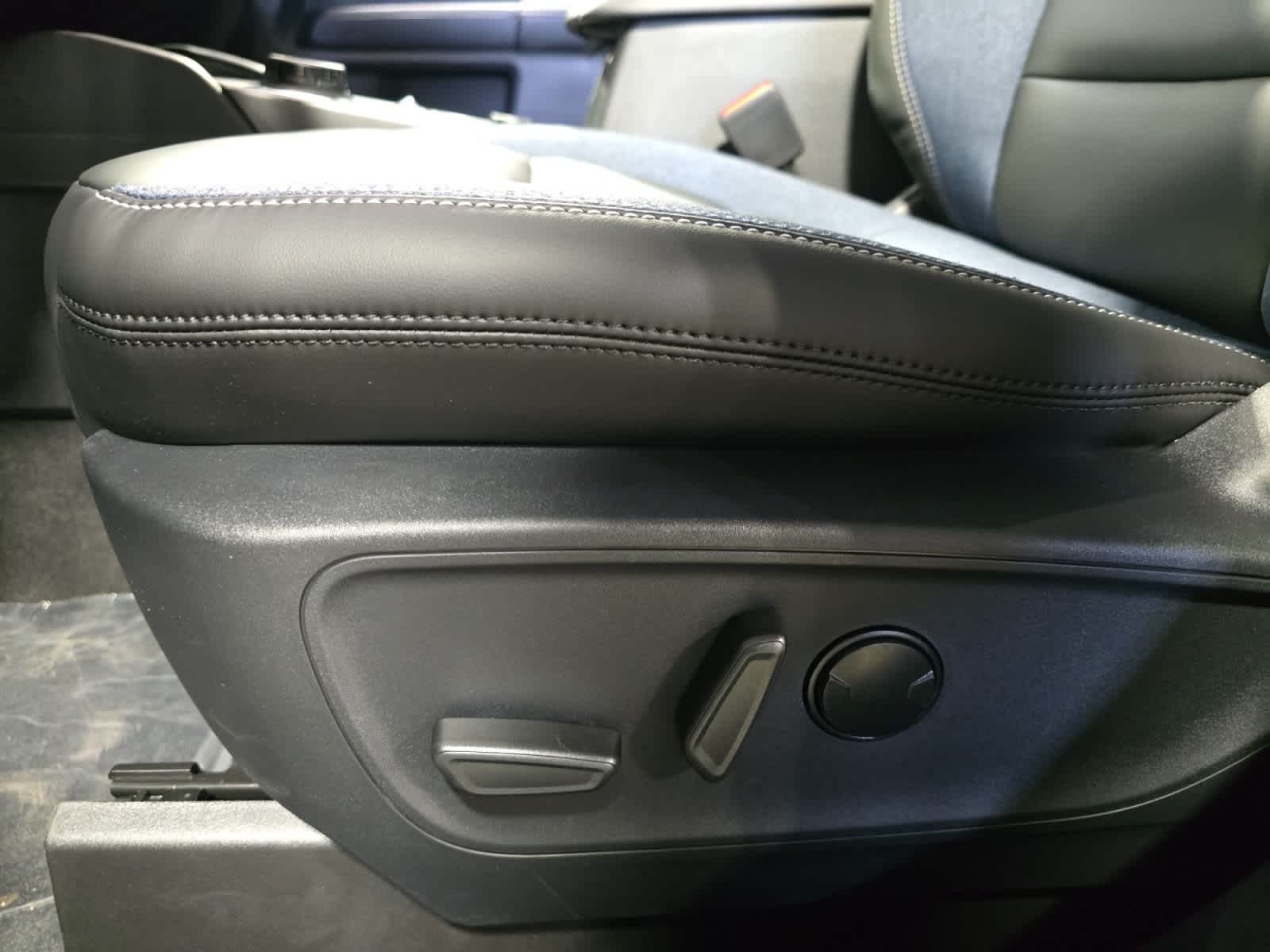 new 2025 Ford Bronco Sport car, priced at $39,895