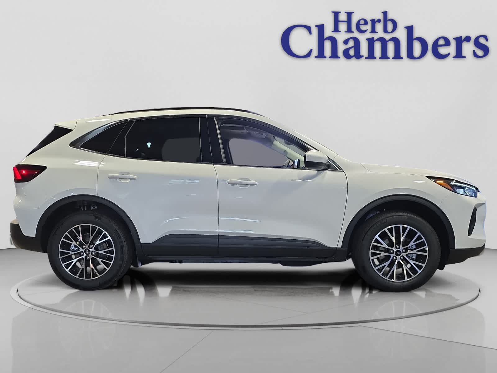 new 2025 Ford Escape car, priced at $39,895