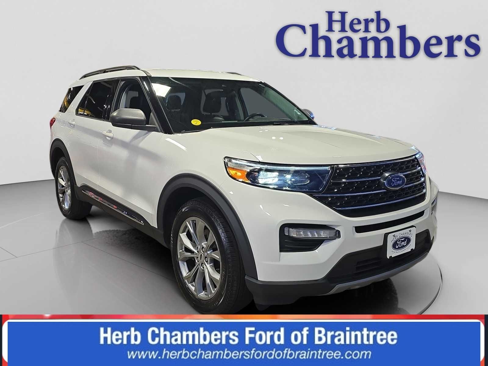 2022 Ford Explorer XLT's photo