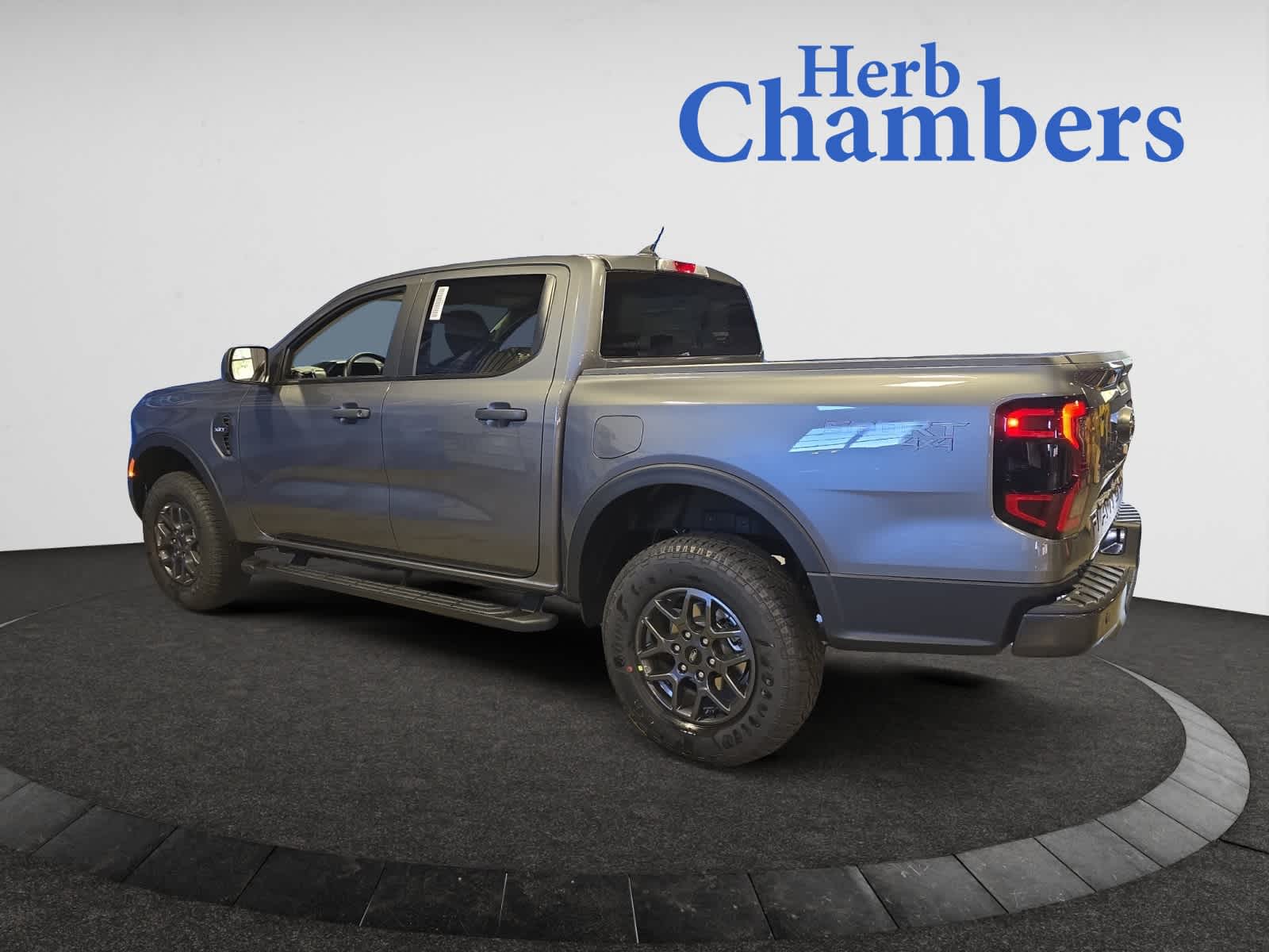 2025 Ford Ranger XLT photo 3