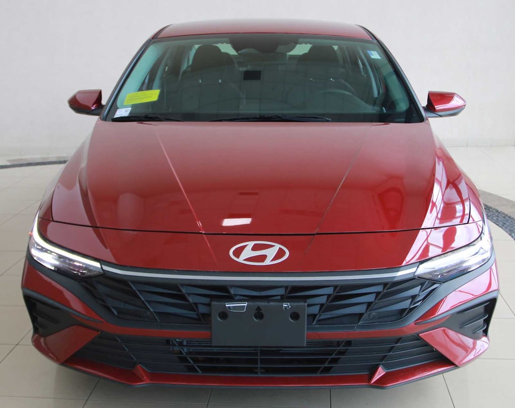 Used 2024 Hyundai Elantra Hybrid Blue Sedan