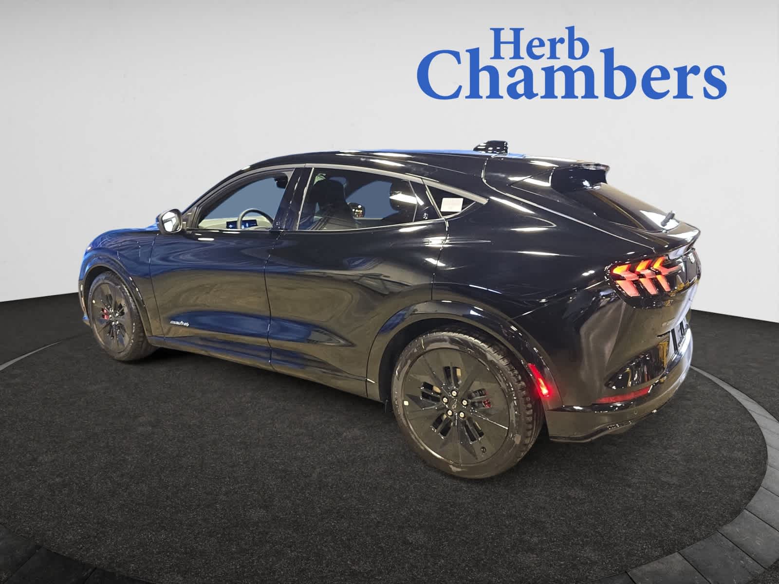 2025 Ford Mustang Mach-E GT photo 3