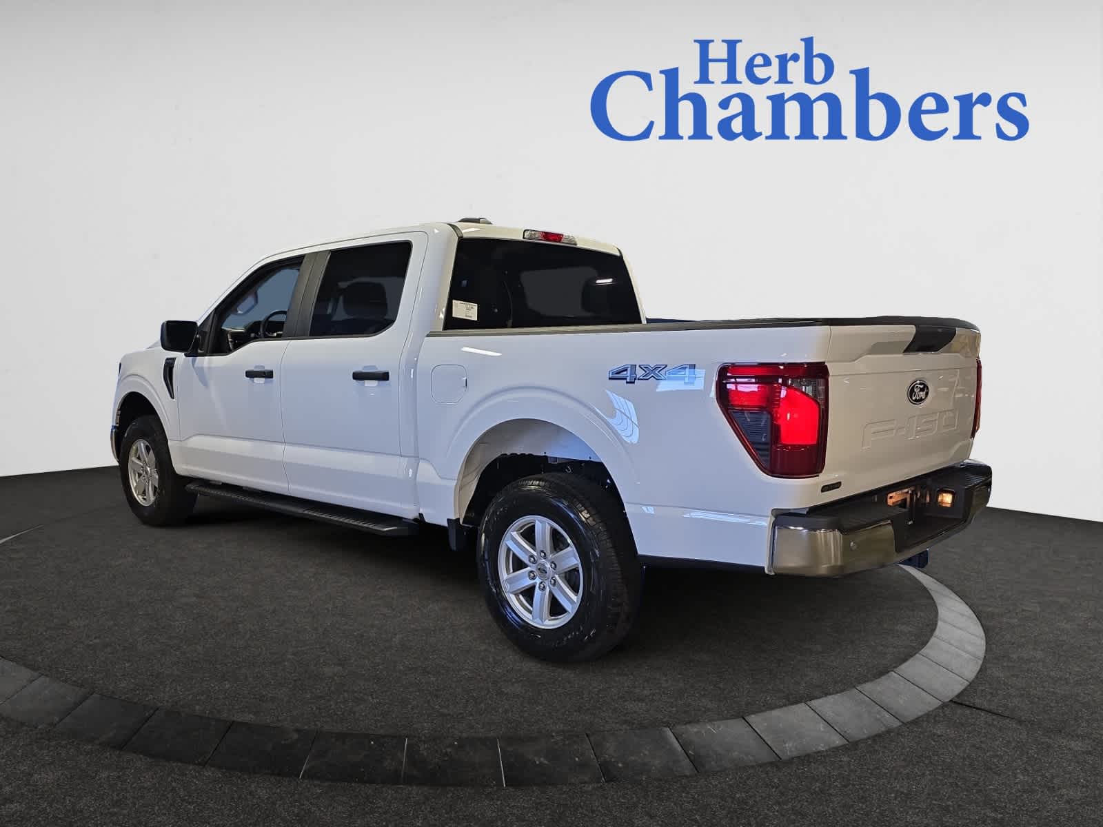 2025 Ford F-150 XL photo 3