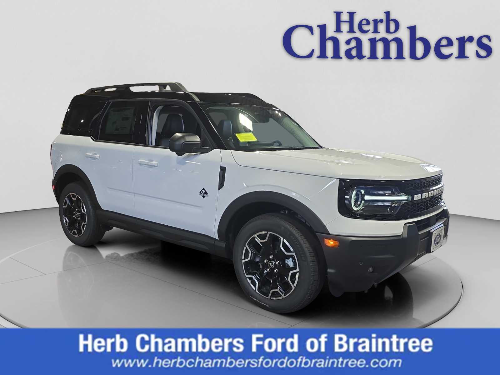 2025 Ford Bronco Sport Outer Banks's photo