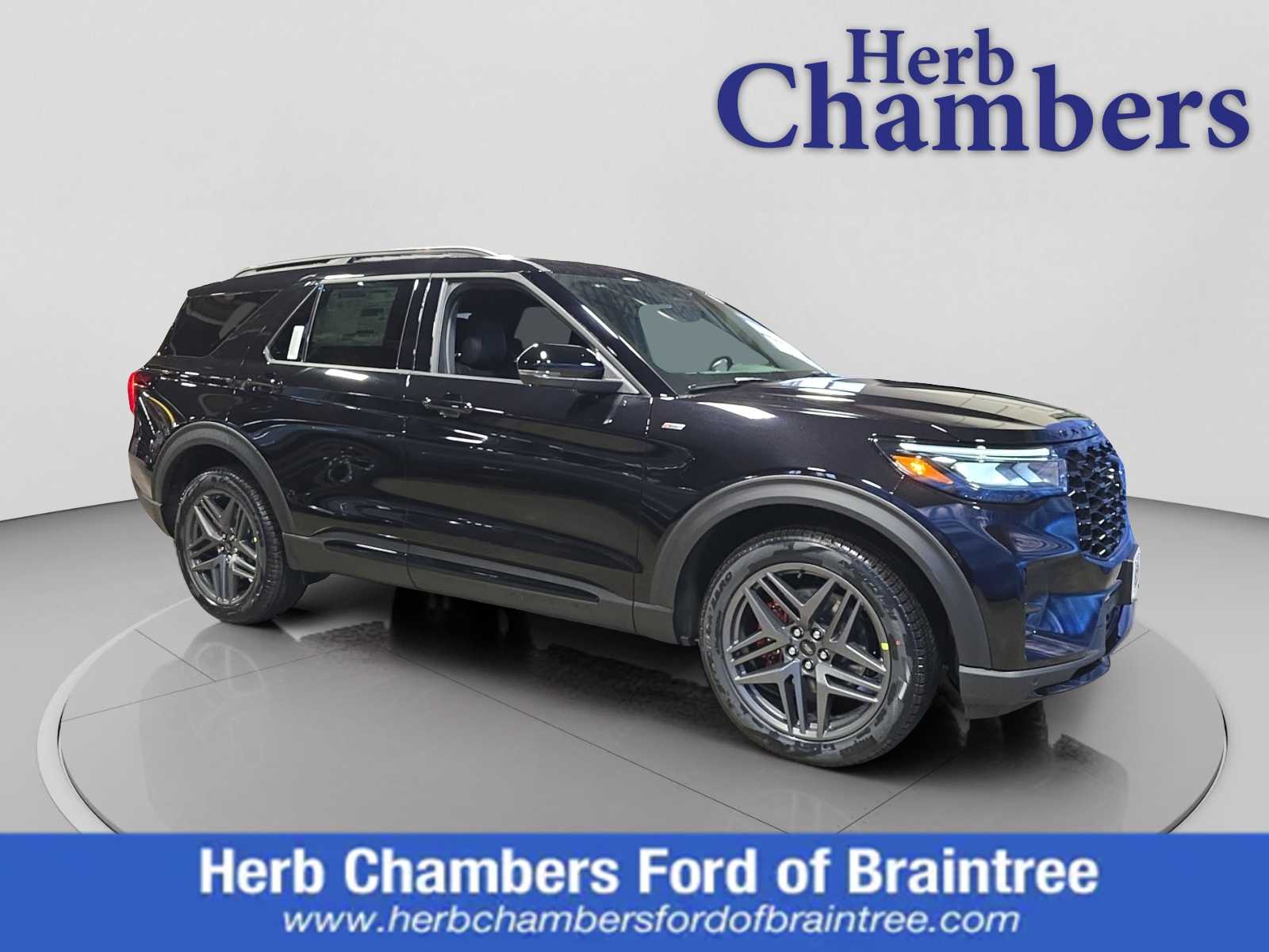 2026 Ford Explorer ST-LINE's photo