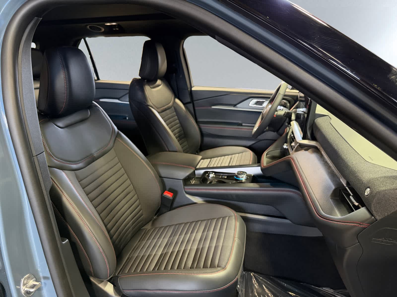 new 2026 Ford Explorer car, priced at $50,127