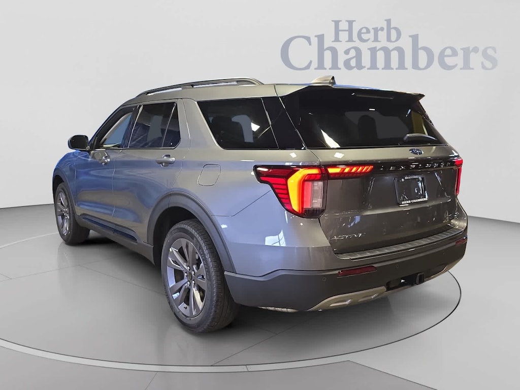 New 2026 Ford Explorer Active w/200A Pkg SUV