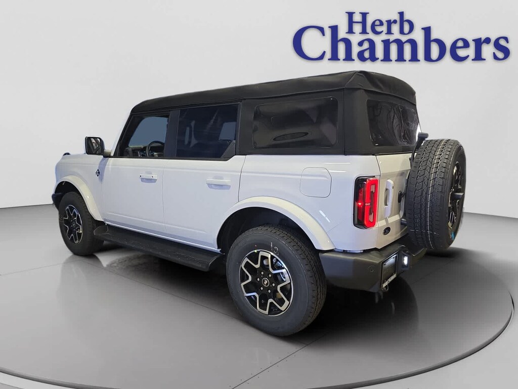 New 2025 Ford Bronco Outer Banks SUV