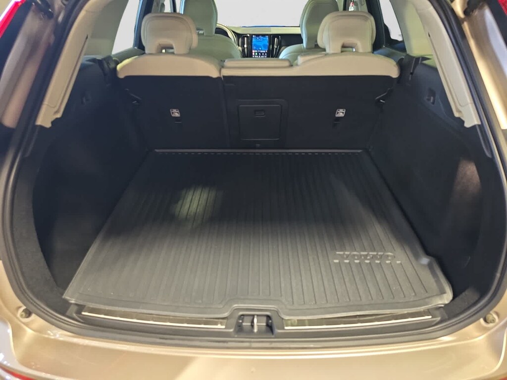Used 2024 Volvo XC60 Plus Dark Theme SUV