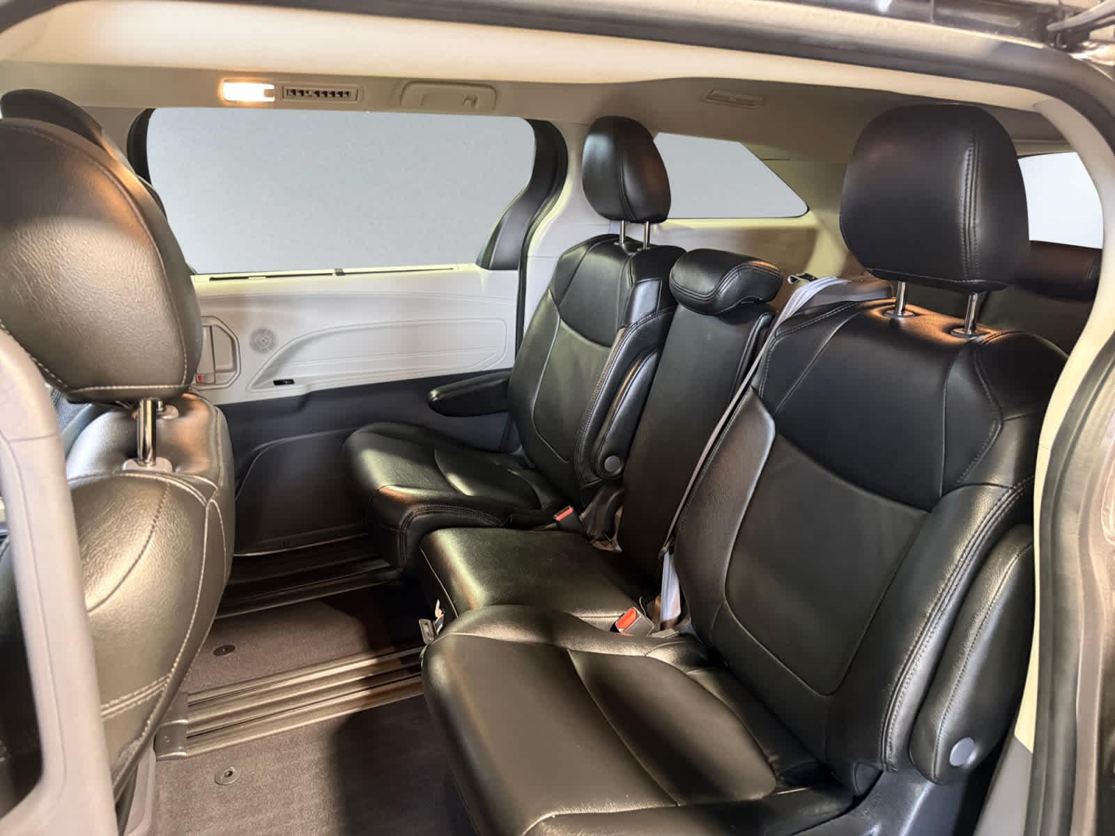 used 2022 Toyota Sienna car, priced at $39,487