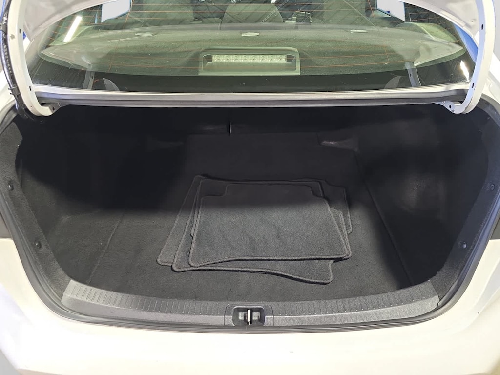 Used 2020 Toyota Corolla SE Sedan