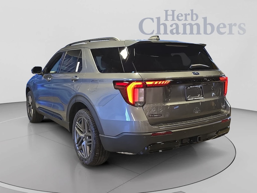 New 2026 Ford Explorer ST-Line SUV