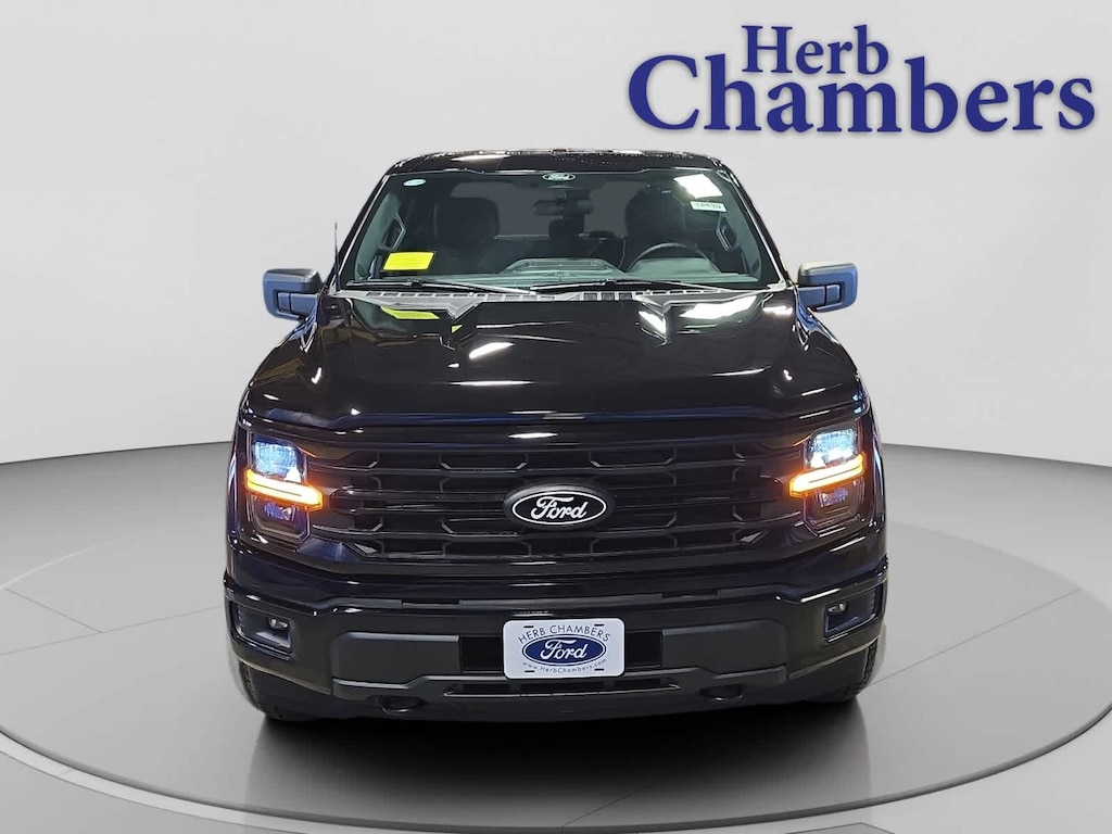 New 2026 Ford F-150 XLT 4WD Supercrew 5.5 Box Truck