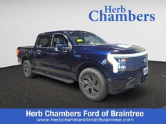 New 2025 Ford F-150 Lightning Lariat 4WD Supercrew 5.5 Box Truck Braintree, MA