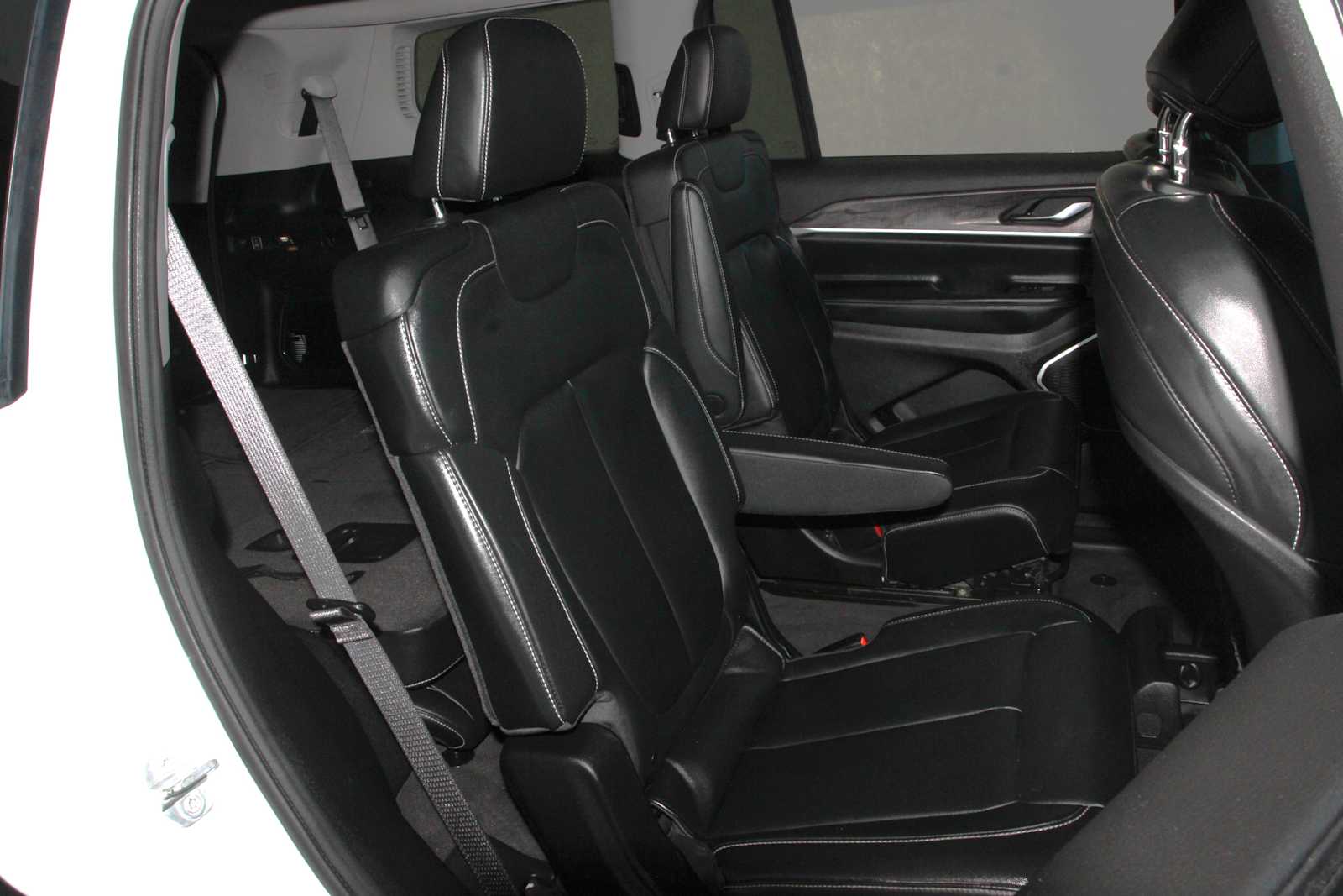 used 2021 Jeep Grand Cherokee L car, priced at $25,361