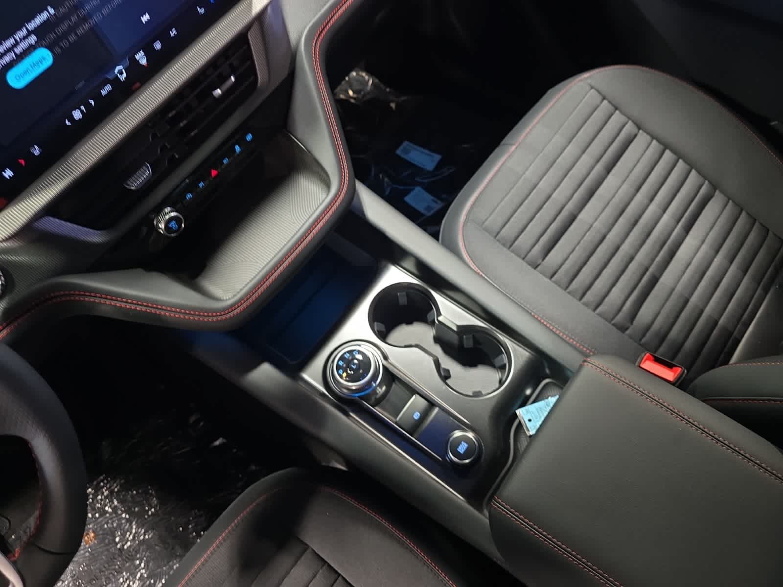 2026 Ford Explorer ST-Line - Photo 25