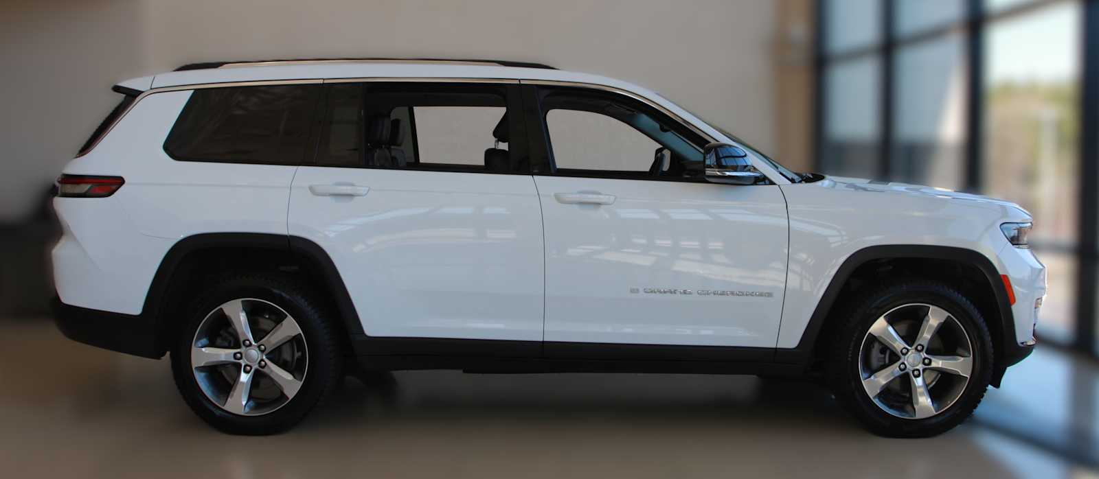 used 2021 Jeep Grand Cherokee L car, priced at $25,361