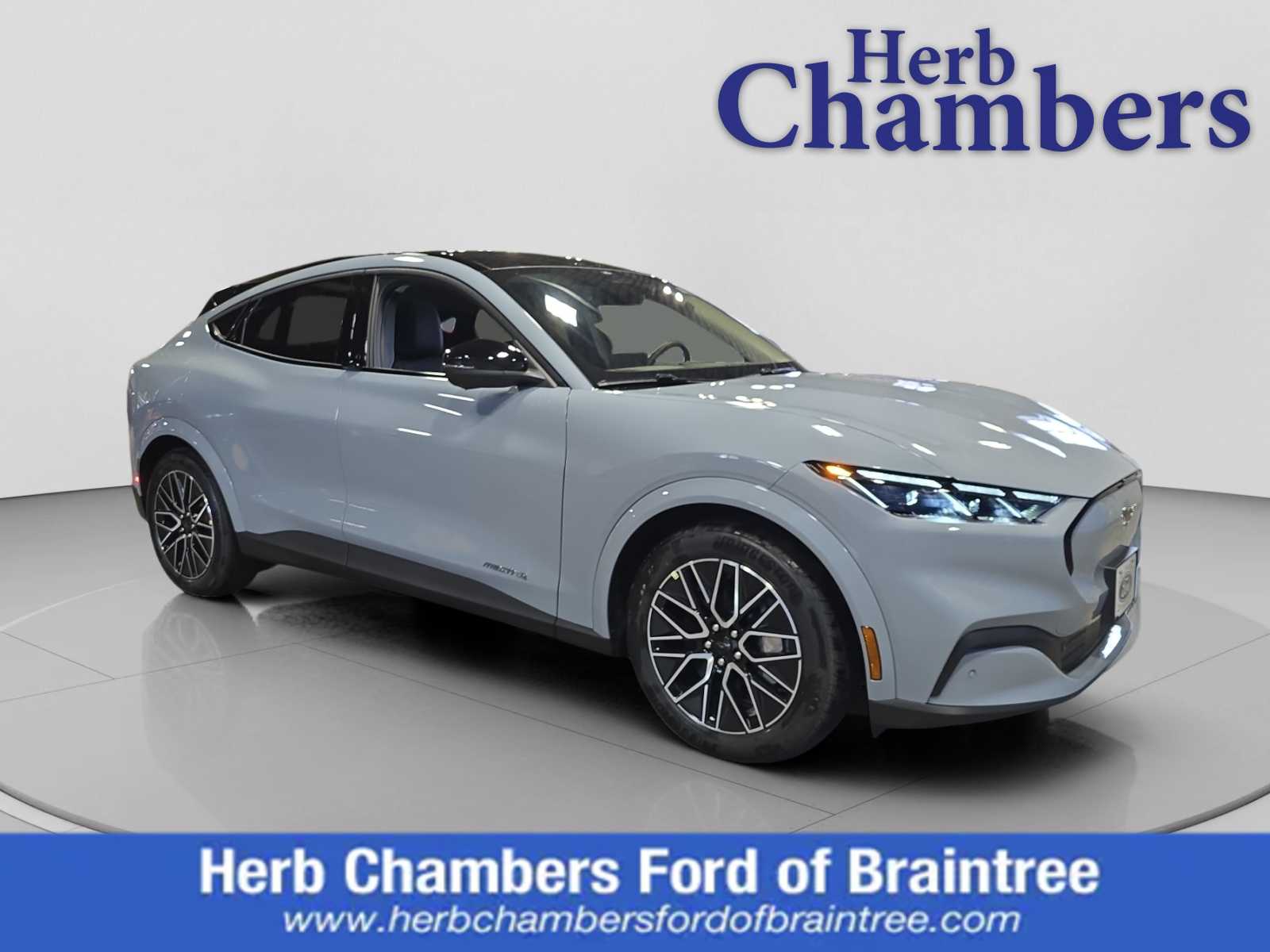 2025 Ford Mustang Mach-E Premium AWD's photo