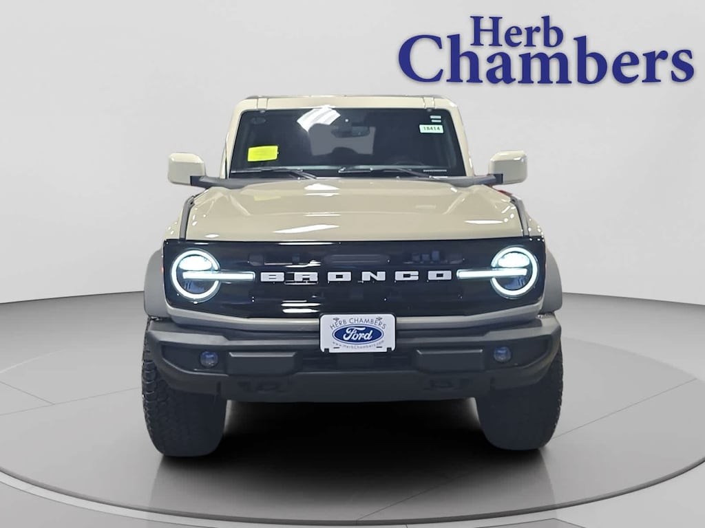 New 2025 Ford Bronco Outer Banks SUV