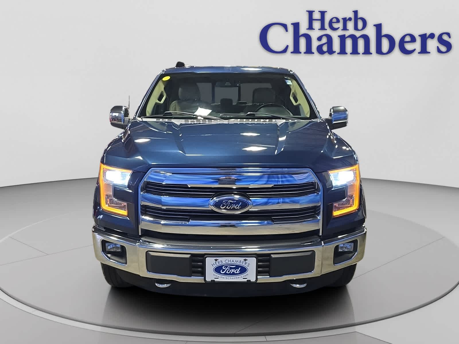 View vehicle photo 2