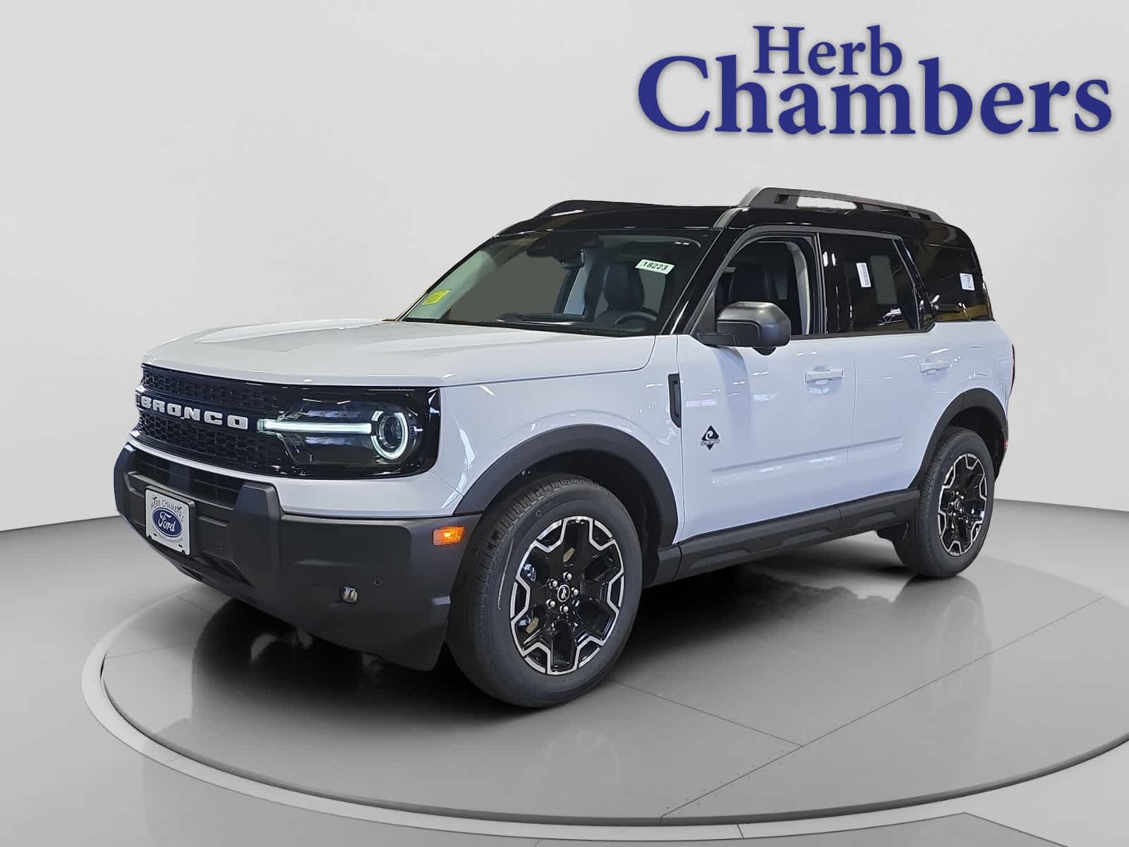 new 2025 Ford Bronco Sport car, priced at $39,095