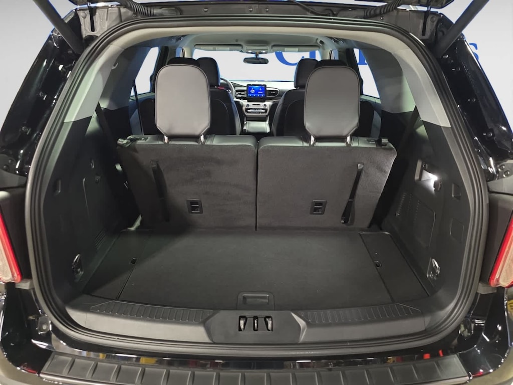 Used 2024 Ford Explorer XLT SUV