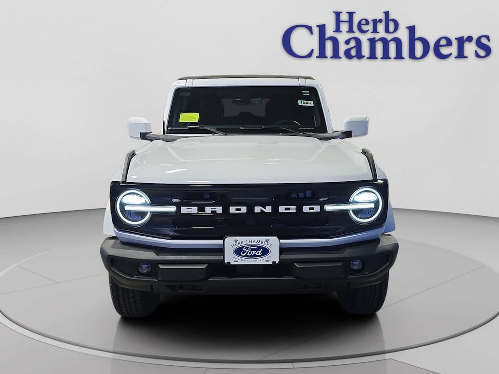 New 2025 Ford Bronco Outer Banks SUV