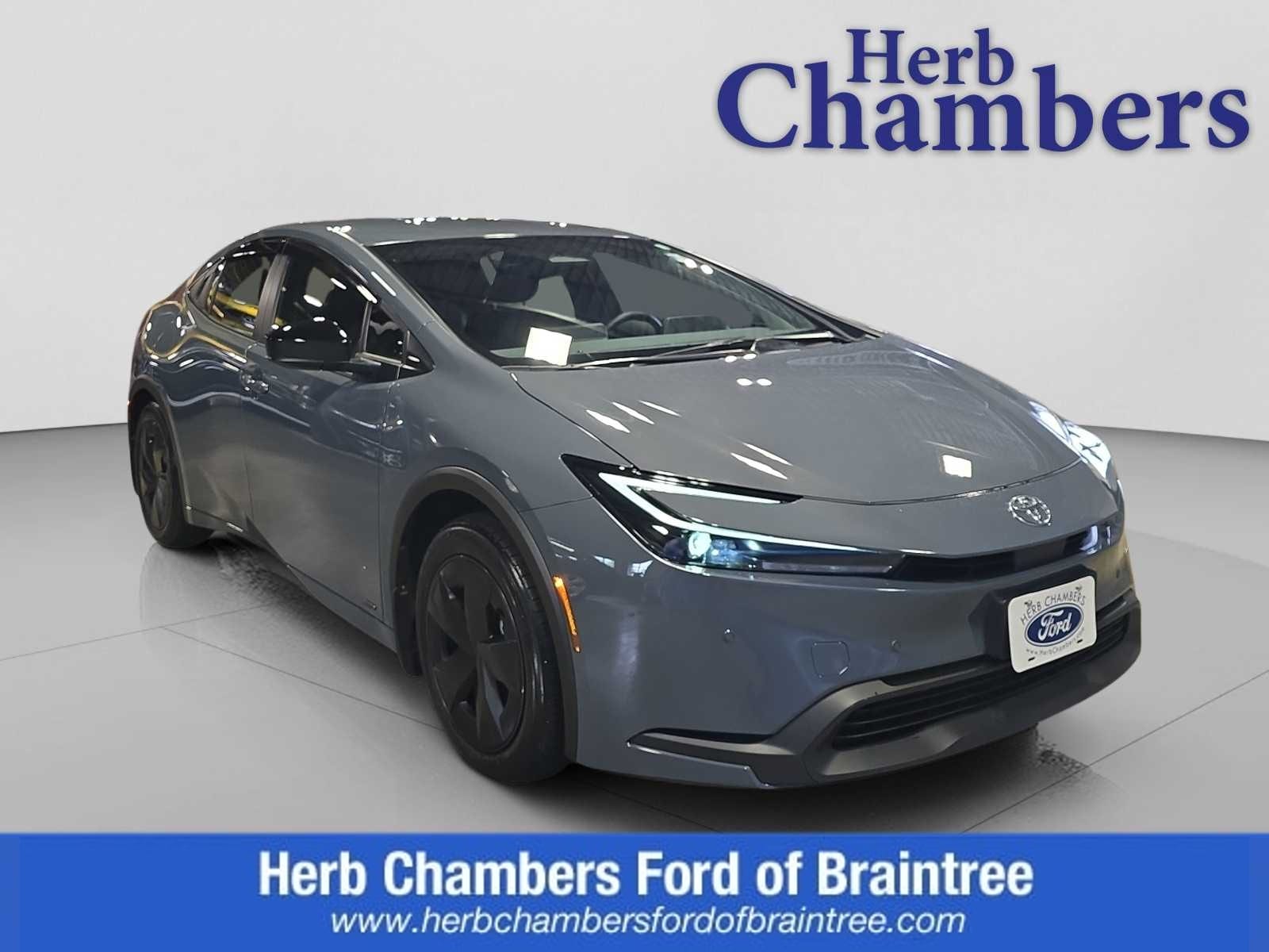 2025 Toyota Prius Limited AWD's photo