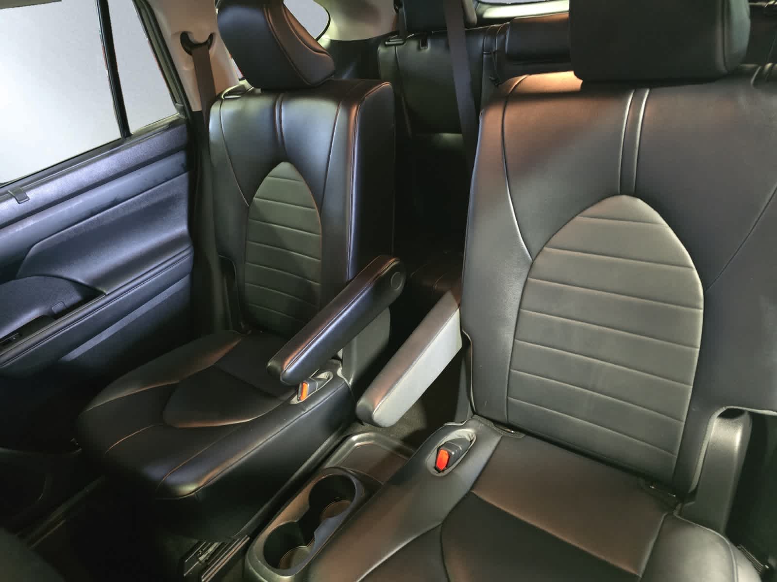 used 2023 Toyota Highlander car, priced at $31,188