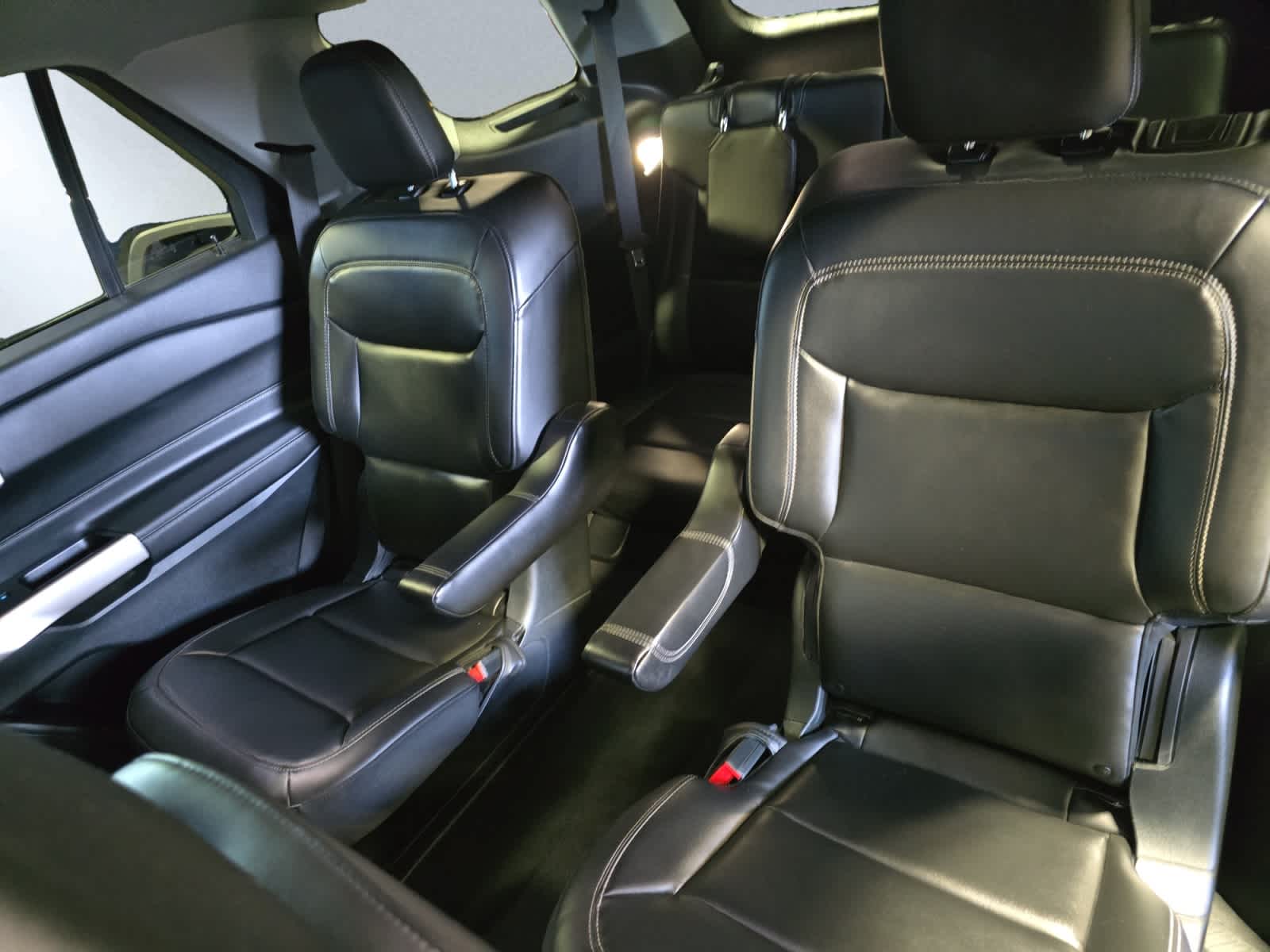 used 2022 Ford Explorer car, priced at $31,460