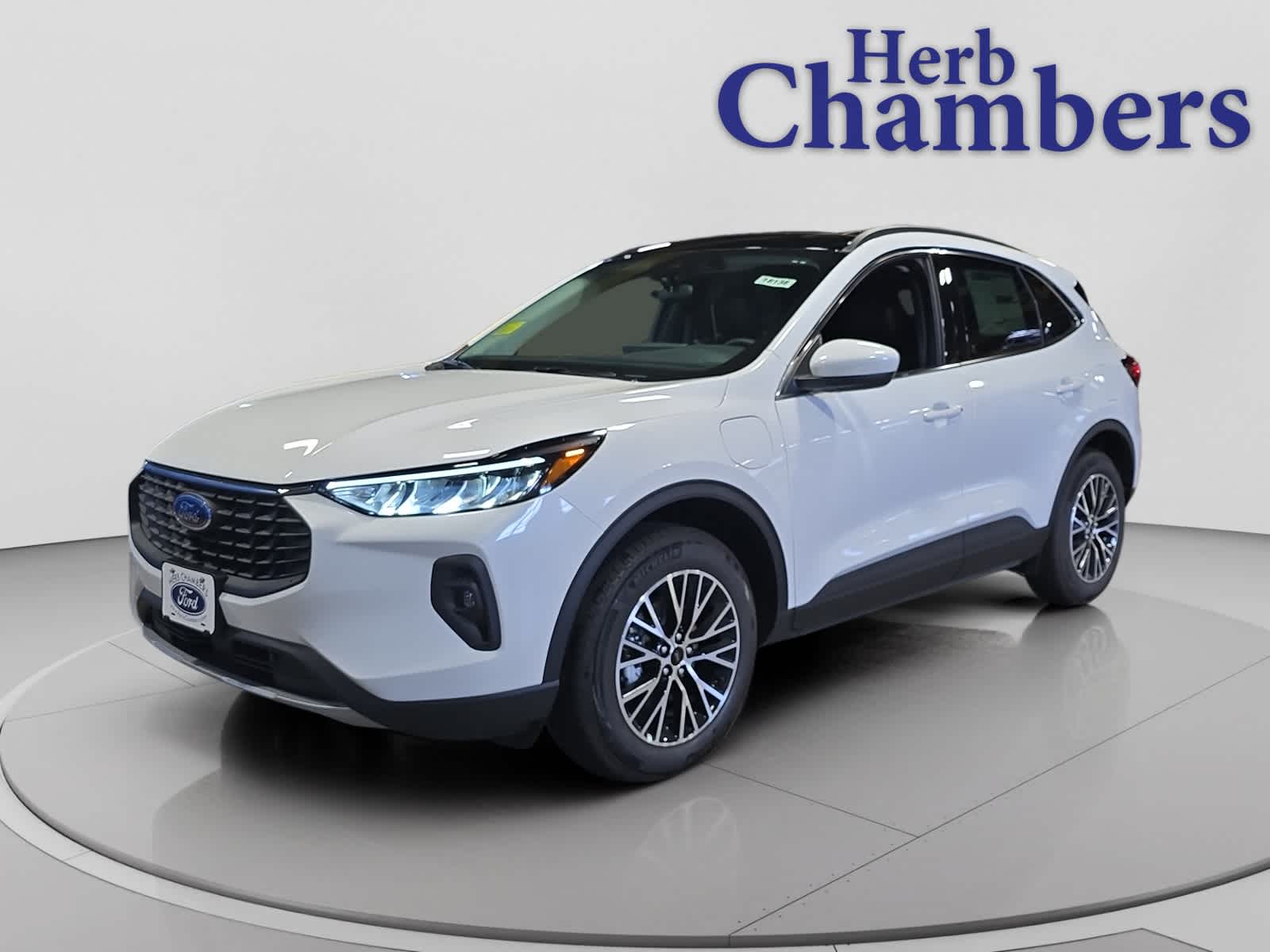 new 2025 Ford Escape car, priced at $39,895