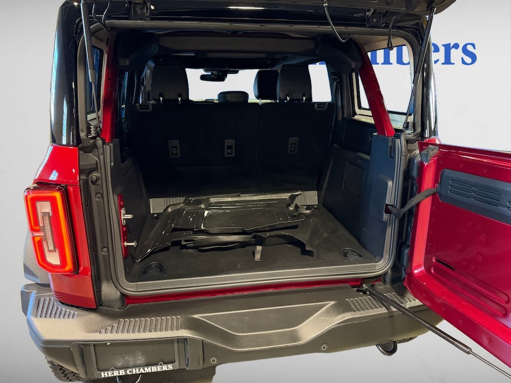 Used 2025 Ford Bronco Badlands SUV