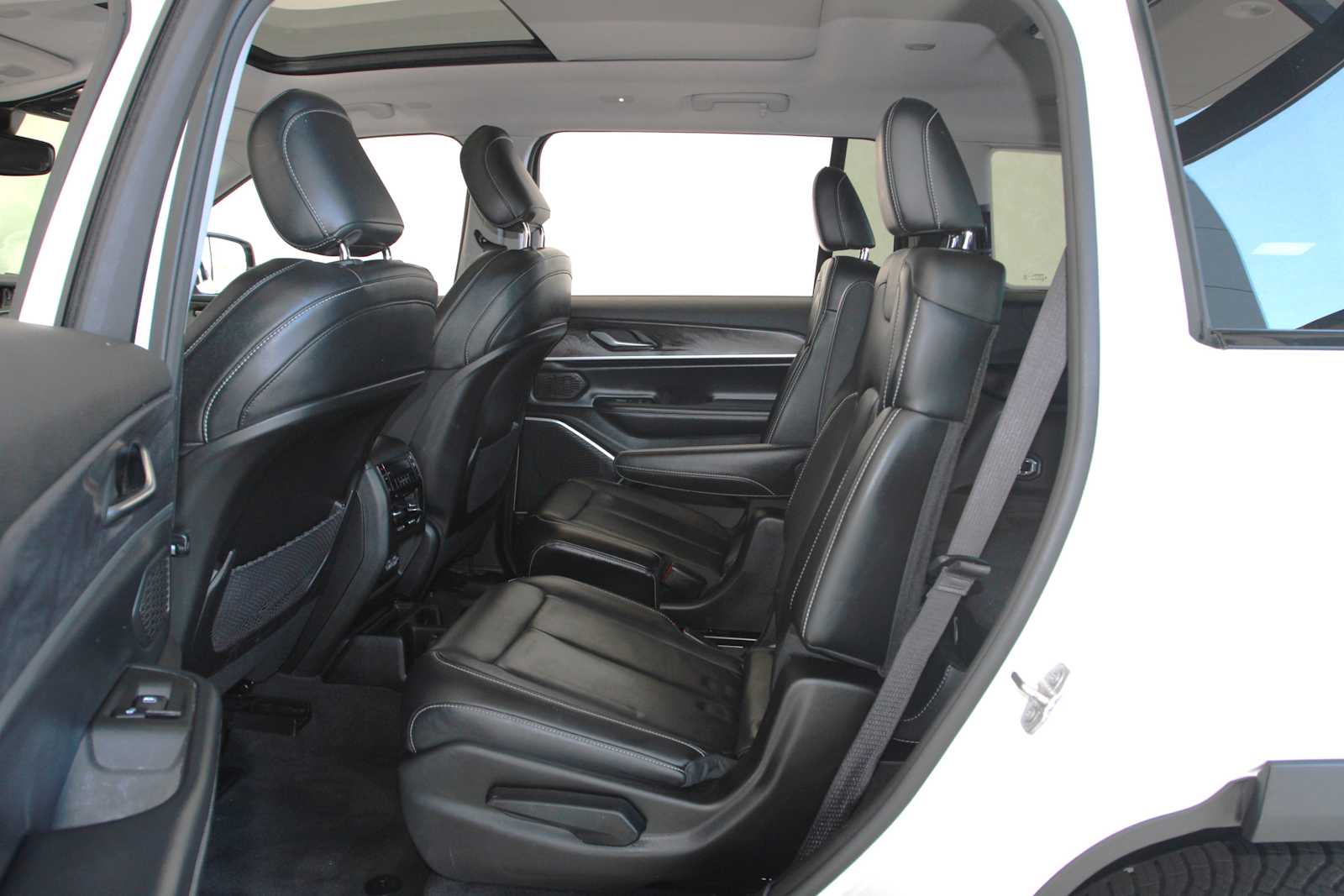 used 2021 Jeep Grand Cherokee L car, priced at $25,361